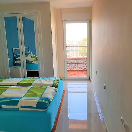 Tasteful In With Shared Pool Daire